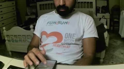 hugeveiny online show from October 22, 3:35 pm