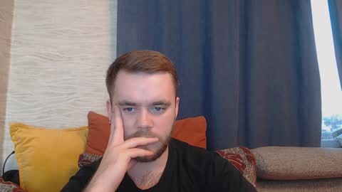 Hugo online show from December 8, 12:19 pm