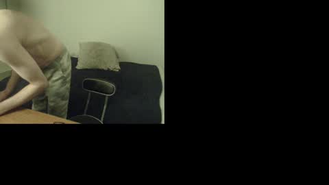 HugoBergeron82 online show from March 4, 2:32 pm