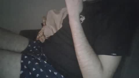 huguit026 online show from February 14, 2:36 am