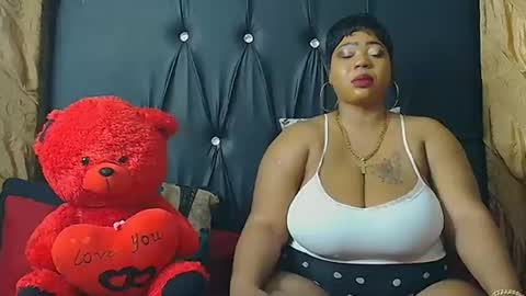 humongoustitss500929 online show from October 4, 6:39 pm