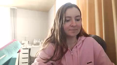 HumpyGrey online show from March 18, 6:30 am