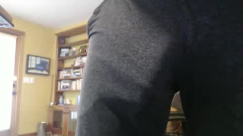 Big uncut cock dripping online show from February 20, 7:27 pm