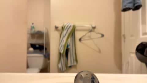 hungbwc99999 online show from December 2, 4:11 am