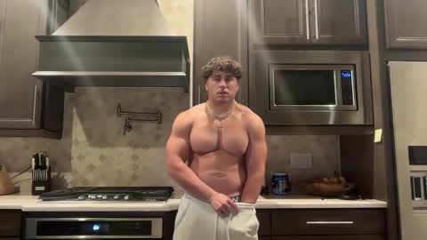 hungkingg22 online show from October 10, 5:30 pm