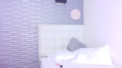 sasha online show from October 13, 1:24 pm