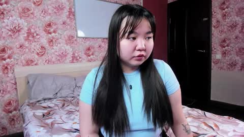 Nancy and Robert online show from January 12, 3:57 am