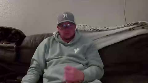 HuingsingleDad79 online show from April 6, 5:41 am