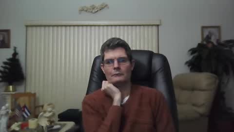 hunkmasclefad458 online show from December 18, 5:37 am