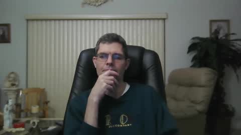 hunkmasclefad458 online show from January 18, 5:20 am