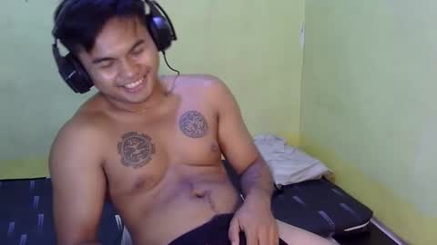 hunkyzeus online show from October 18, 5:17 pm