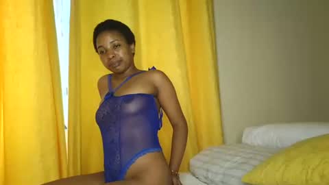 hunsweetpie online show from October 28, 6:25 am