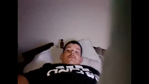 huntdog1221 online show from May 27, 2:41 am