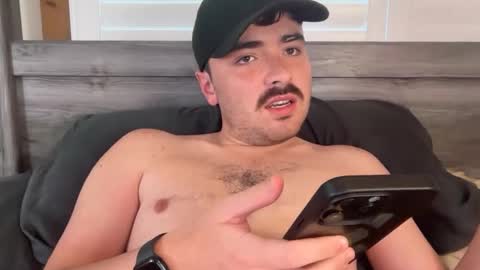 Hunter online show from September 15, 8:43 pm