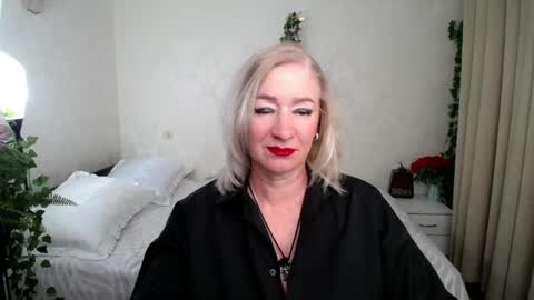 Irena online show from June 4, 3:51 pm