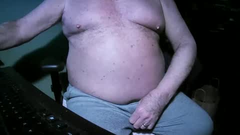 hwait121 online show from January 22, 5:59 am