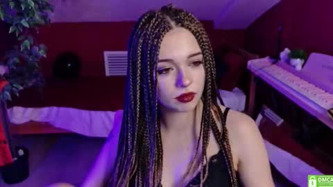 Julia online show from October 31, 9:48 pm