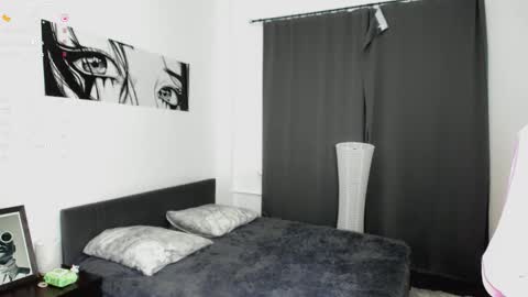 Kate online show from October 22, 2:08 pm