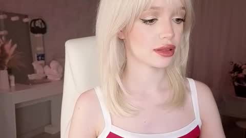 Joselle online show from February 13, 12:25 am