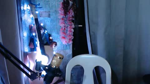 Kim online show from March 13, 5:49 pm