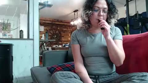 ShortStuff online show from February 1, 10:23 pm