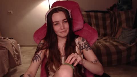Snapshot of i_love_icecream chatting on February 3, 7:42 pm elisabeth online show from February 3, 7:42 pm