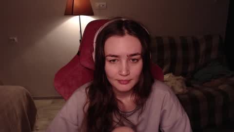 Snapshot of i_love_icecream chatting on March 1, 4:54 pm elisabeth online show from March 1, 4:54 pm
