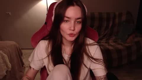 Snapshot of i_love_icecream chatting on February 20, 2:57 pm elisabeth online show from February 20, 2:57 pm