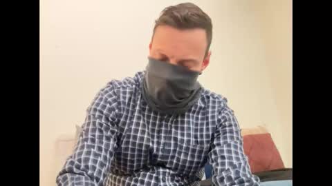 i o ro online show from November 25, 5:28 am