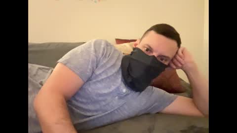 Snapshot of i_o_ro chatting on January 9, 3:36 am i o ro online show from January 9, 3:36 am