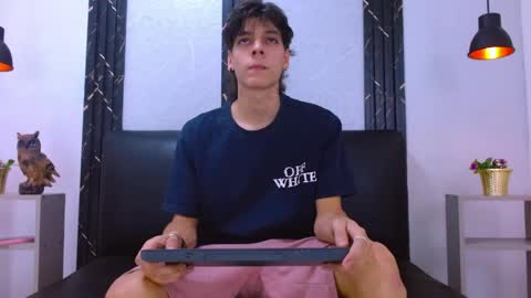 Iam Blake  online show from May 28, 7:34 pm