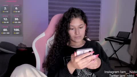 Snapshot of iam_nikki chatting on December 3, 2:09 am On instagram Imm NikkiHelp me reach 100 likes online show from December 3, 2:09 am