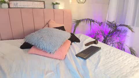 sofi online show from November 15, 9:05 pm