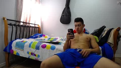 iam_yourbabyprincess_xd online show from January 8, 5:26 pm