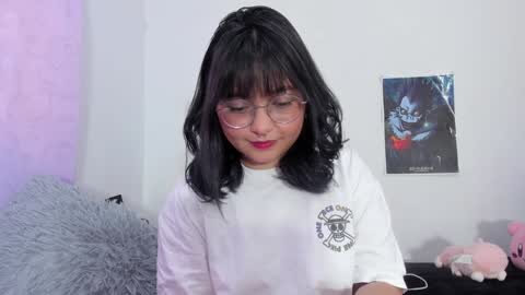Snapshot of iam_zoechan chatting on December 4, 9:40 pm Zoe 3 online show from December 4, 9:40 pm