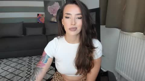 Baby Gal online show from September 16, 6:27 am