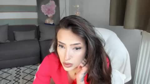 Baby Gal online show from May 8, 7:03 am