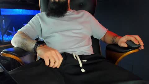 Snapshot of iamalexander_ chatting on December 15, 5:34 am Lex online show from December 15, 5:34 am