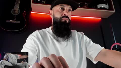 Snapshot of iamalexander_ chatting on February 25, 6:25 am Lex online show from February 25, 6:25 am