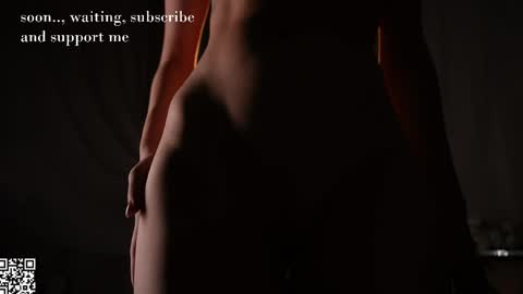Claire online show from May 24, 6:25 pm