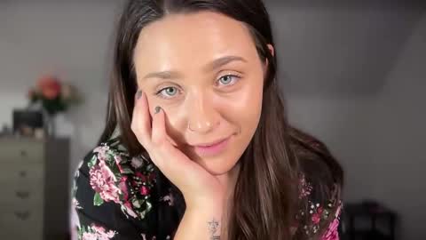 Crystal online show from October 14, 3:53 am