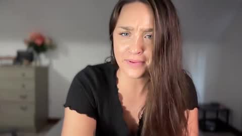 Crystal online show from September 22, 5:28 pm