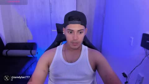 Snapshot of iamdylan777 chatting on February 17, 11:11 pm Dylan independent model online show from February 17, 11:11 pm