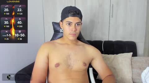 Snapshot of iamdylan777 chatting on February 23, 4:39 am Dylan independent model online show from February 23, 4:39 am