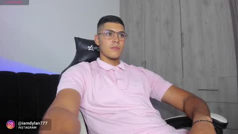 Snapshot of iamdylan777 chatting on February 12, 4:54 am Dylan independent model online show from February 12, 4:54 am