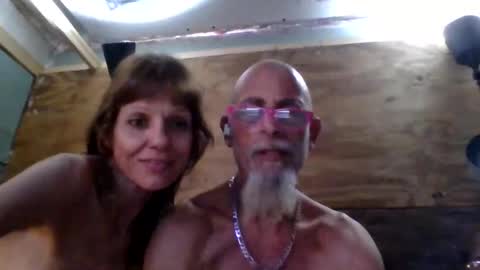 Snapshot of iamgoat_69 chatting on February 14, 4:04 am Goat Lulu Elektra online show from February 14, 4:04 am