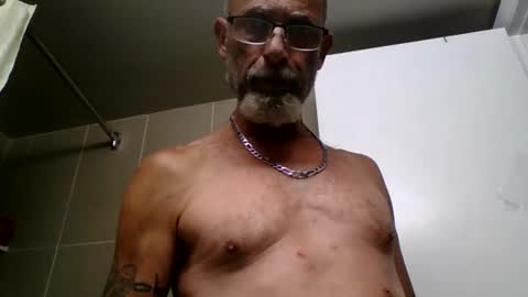 Snapshot of iamgoat_69 chatting on October 20, 12:21 pm Goat Lulu Elektra online show from October 20, 12:21 pm