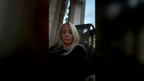 LilBitGodd online show from July 23, 1:19 am