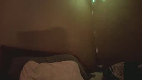 iamhereandnow online show from October 17, 6:28 am