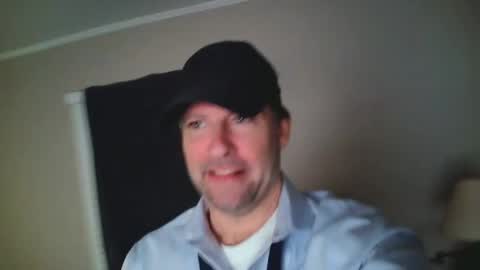 Snapshot of iamhereandnow chatting on March 7, 12:37 am iamhereandnow online show from March 7, 12:37 am